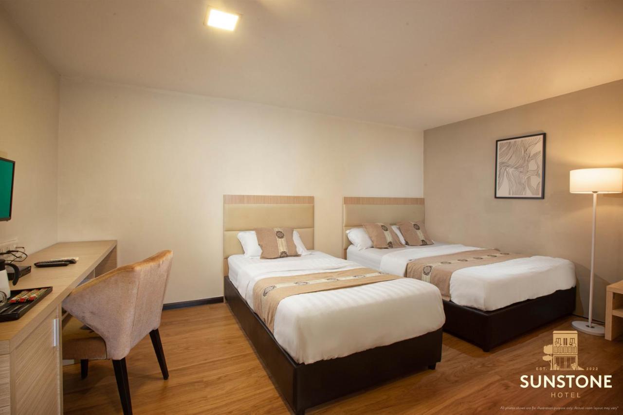 Sunstone Hotel George Town Esterno foto
